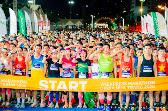 Năm thứ tư liên tiếp Herbalife Việt Nam đồng hành cùng giải chạy VnExpress Marathon Nha Trang để khuyến khích tập luyện thể dục thể thao thường xuyên - Ảnh 1. Năm thứ tư liên tiếp Herbalife Việt Nam đồng hành cùng giải chạy VnExpress Marathon Nha Trang để khuyến khích tập luyện thể dục thể thao thường xuyên - Ảnh 1.