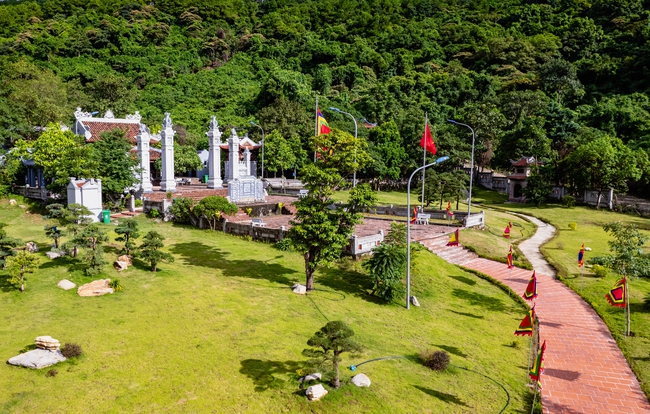 Đền Thánh Mẫu Liễu Hạnh – điểm hẹn tâm linh nơi Đèo Ngang - Ảnh 3. Đền Thánh Mẫu Liễu Hạnh – điểm hẹn tâm linh nơi Đèo Ngang - Ảnh 3.