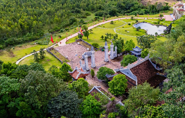 Đền Thánh Mẫu Liễu Hạnh – điểm hẹn tâm linh nơi Đèo Ngang - Ảnh 6. Đền Thánh Mẫu Liễu Hạnh – điểm hẹn tâm linh nơi Đèo Ngang - Ảnh 6.