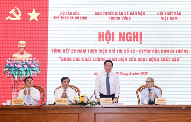 Xây dựng ngành xuất bản thành một ngành kinh tế - công nghiệp văn hóa mũi nhọn của đất nước - Ảnh 1. Xây dựng ngành xuất bản thành một ngành kinh tế - công nghiệp văn hóa mũi nhọn của đất nước - Ảnh 1.