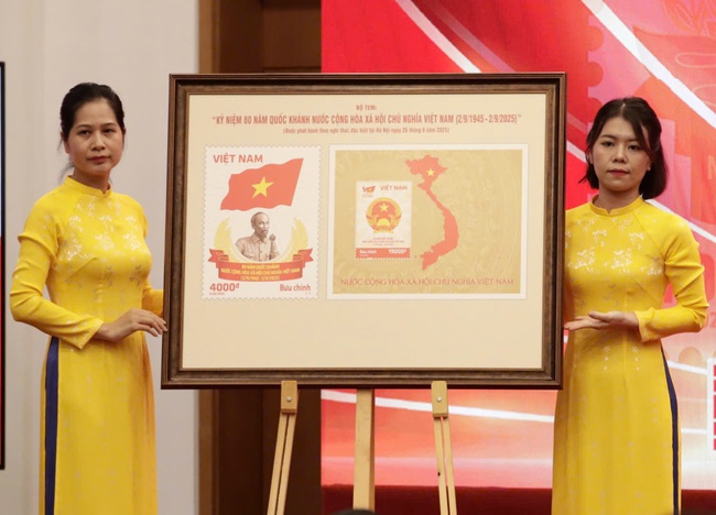 Phát hành đặc biệt bộ tem bưu chính Kỷ niệm 80 năm Quốc khánh  - Ảnh 2.