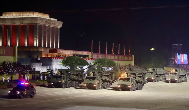 Sơ duyệt cấp Nhà nước Lễ kỷ niệm, diễu binh, diễu hành 80 năm Cách mạng tháng Tám và Quốc khánh 2/9 - Ảnh 24. Sơ duyệt cấp Nhà nước Lễ kỷ niệm, diễu binh, diễu hành 80 năm Cách mạng tháng Tám và Quốc khánh 2/9 - Ảnh 24.