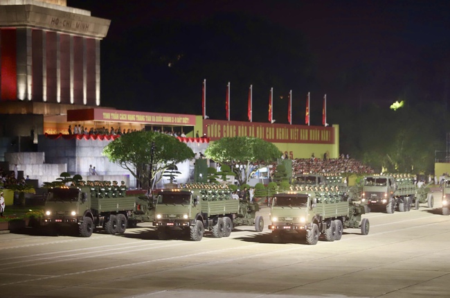 Sơ duyệt cấp Nhà nước Lễ kỷ niệm, diễu binh, diễu hành 80 năm Cách mạng tháng Tám và Quốc khánh 2/9 - Ảnh 25. Sơ duyệt cấp Nhà nước Lễ kỷ niệm, diễu binh, diễu hành 80 năm Cách mạng tháng Tám và Quốc khánh 2/9 - Ảnh 25.