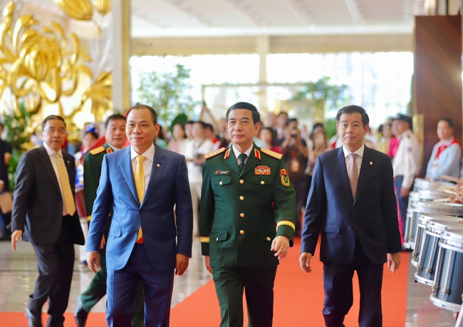 Ảnh: Lãnh đạo Đảng, Nhà nước dự Lễ khai mạc Triển lãm thành tựu Đất nước "80 năm hành trình Độc lập- Tự do- Hạnh phúc" - Ảnh 6. Ảnh: Lãnh đạo Đảng, Nhà nước dự Lễ khai mạc Triển lãm thành tựu Đất nước "80 năm hành trình Độc lập- Tự do- Hạnh phúc" - Ảnh 6.