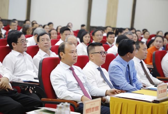 Tạp chí Cộng sản phải là "pháo đài vững chắc" trên mặt trận tư tưởng - Ảnh 3. Tạp chí Cộng sản phải là "pháo đài vững chắc" trên mặt trận tư tưởng - Ảnh 3.