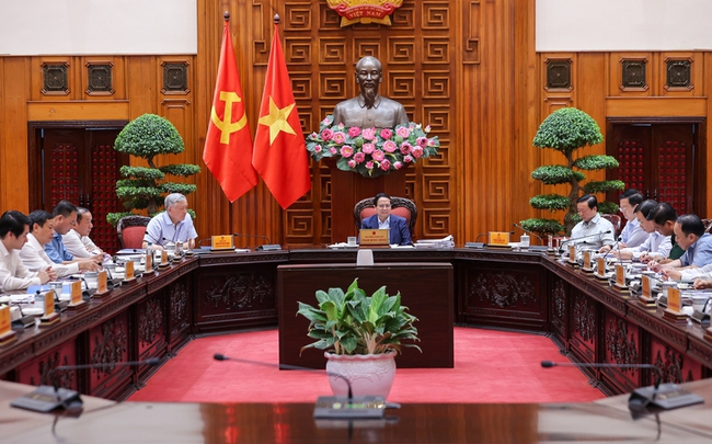 Thủ tướng: Tổ chức Triển lãm 80 năm hành trình Độc lập – Tự do – Hạnh phúc thực sự là "ngày hội non sông" - Ảnh 1. Thủ tướng: Tổ chức Triển lãm 80 năm hành trình Độc lập – Tự do – Hạnh phúc thực sự là "ngày hội non sông" - Ảnh 1.