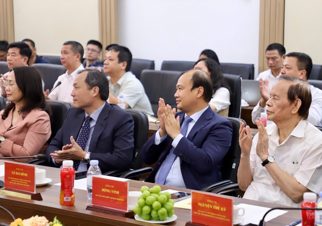 Tổng Bí thư Tô Lâm dự lễ ra mắt Trang thông tin điện tử &quot;Đảng Cộng sản Việt Nam - Đại hội XIV&quot; - Ảnh 8.