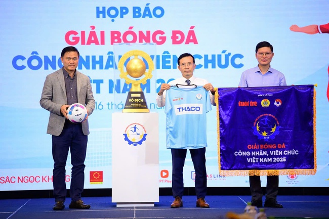 Khởi tranh Giải bóng đá công nhân, viên chức Việt Nam 2025 - Ảnh 1. Khởi tranh Giải bóng đá công nhân, viên chức Việt Nam 2025 - Ảnh 1.