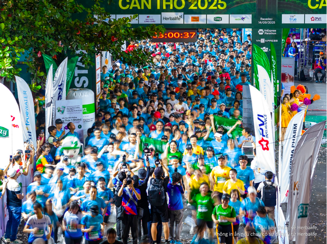 Herbalife Việt Nam khuyến khích lối sống năng động thông qua hoạt động đồng hành cùng giải chạy VnExpress Marathon Cần Thơ 2025 - Ảnh 1. Herbalife Việt Nam khuyến khích lối sống năng động thông qua hoạt động đồng hành cùng giải chạy VnExpress Marathon Cần Thơ 2025 - Ảnh 1.