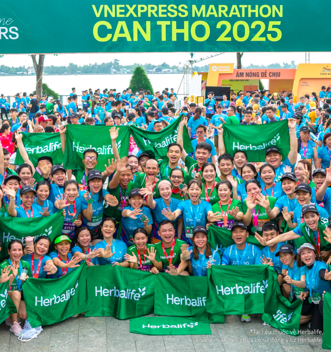 Herbalife Việt Nam khuyến khích lối sống năng động thông qua hoạt động đồng hành cùng giải chạy VnExpress Marathon Cần Thơ 2025 - Ảnh 6. Herbalife Việt Nam khuyến khích lối sống năng động thông qua hoạt động đồng hành cùng giải chạy VnExpress Marathon Cần Thơ 2025 - Ảnh 6.