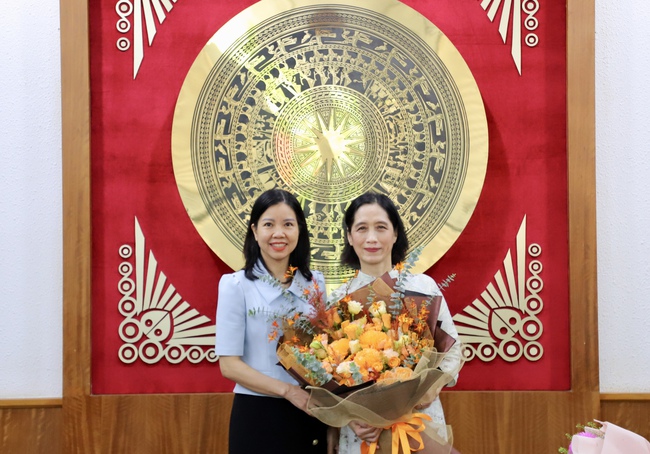 Trao Quyết định nghỉ hưu với với Phó Cục trưởng Cục Điện ảnh Lý Phương Dung - Ảnh 12.