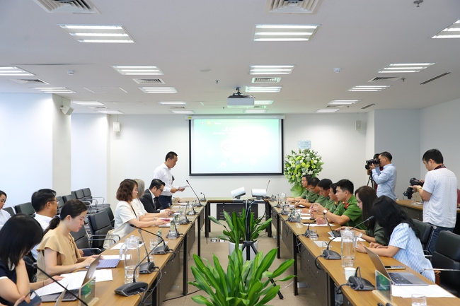 VTV ra mắt chương trình“Cảnh giác 247”: Lá chắn thông tin bảo vệ người dân trước tội phạm công nghệ cao - Ảnh 1.