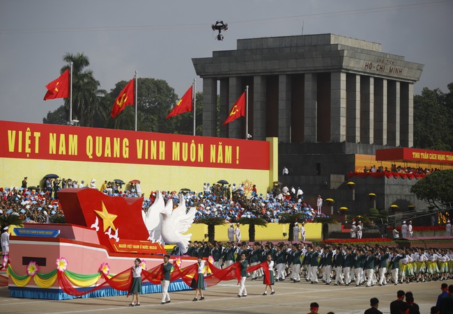 Rạng rỡ khối quần chúng tham gia Lễ diễu binh, diễu hành kỷ niệm 80 năm Quốc khánh 2/9 - Ảnh 16. Rạng rỡ khối quần chúng tham gia Lễ diễu binh, diễu hành kỷ niệm 80 năm Quốc khánh 2/9 - Ảnh 16.