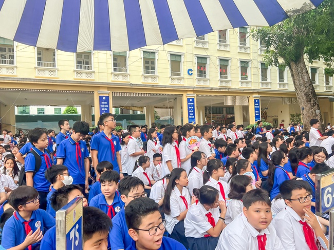 Thắp sáng đam mê: Khích lệ niềm yêu thích khoa học của các em học sinh - Ảnh 5.
