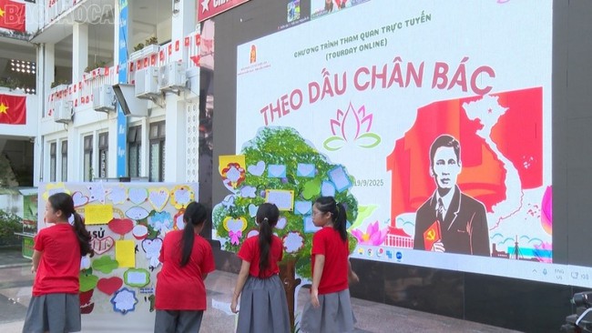 Tourday Online “Theo dấu chân Bác” - Hoạt động ý nghĩa của Bảo tàng Lịch sử Quốc gia dành cho học sinh - Ảnh 11.