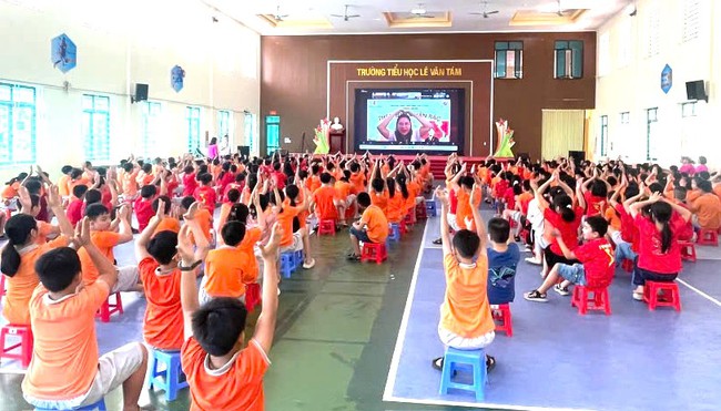 Tourday Online “Theo dấu chân Bác” - Hoạt động ý nghĩa của Bảo tàng Lịch sử Quốc gia dành cho học sinh - Ảnh 14.