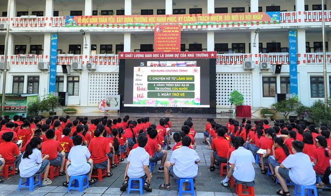 Tourday Online “Theo dấu chân Bác” - Hoạt động ý nghĩa của Bảo tàng Lịch sử Quốc gia dành cho học sinh - Ảnh 3.