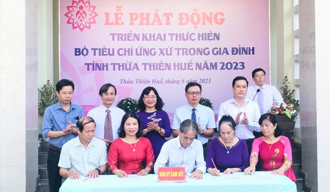 TP Huế: Truyền thông Bộ tiêu chí ứng xử trong gia đình gắn với tuyên truyền văn hóa Huế - Ảnh 1.
