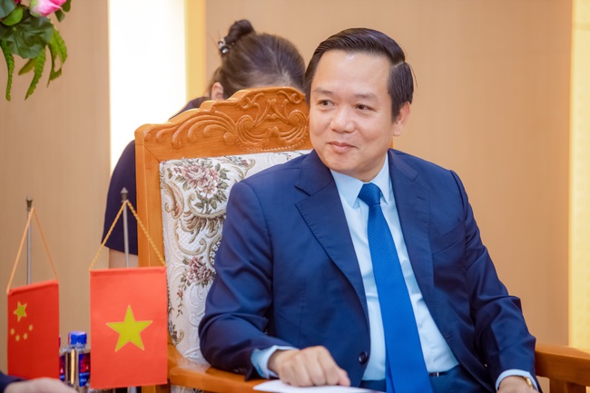 Đẩy mạnh hợp tác văn hóa, du lịch giữa tỉnh Ninh Bình và tỉnh Hồ Bắc (Trung Quốc) - Ảnh 2.