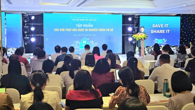 Khai mạc lớp tập huấn &quot;Các giải pháp bảo quản tài nguyên thông tin số&quot; - Ảnh 1.