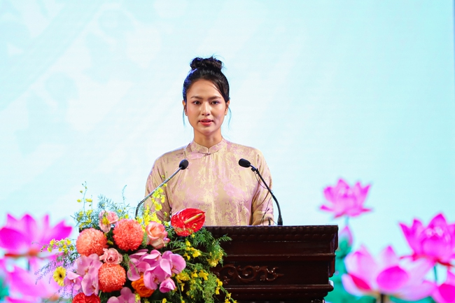 Nghệ sĩ trẻ tiếp nối truyền thống, phát huy tinh thần thi đua yêu nước - Ảnh 1.