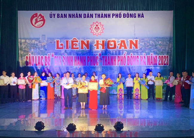 Nhiều kết quả trong thực hiện Bộ tiêu chí ứng xử trong gia đình trên địa bàn tỉnh Quảng Trị - Ảnh 1.