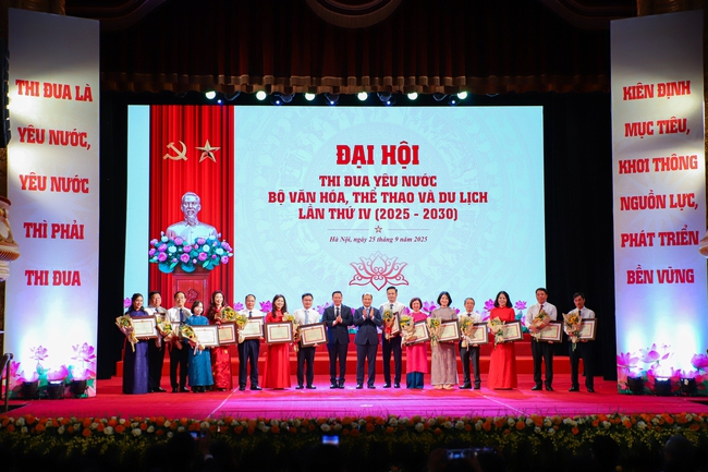 Vinh danh các tập thể cá nhân tiêu biểu tại Đại hội thi đua yêu nước Bộ VHTTDL lần thứ IV, năm 2025 - Ảnh 6.