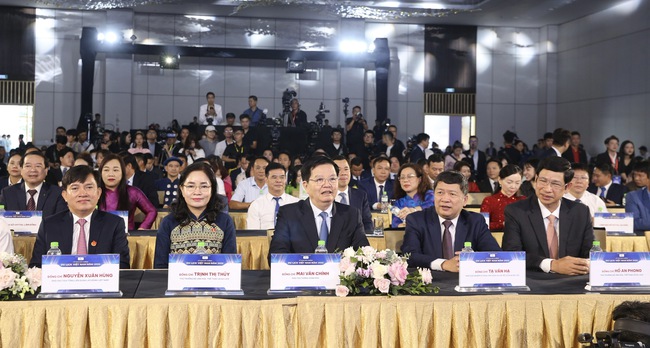 Phó Thủ tướng Mai Văn Chính: Du lịch đã thực sự trở thành &quot;sứ giả văn hóa&quot;, mang bản sắc văn hóa dân tộc Việt Nam vươn xa, lan tỏa mạnh mẽ ra thế giới - Ảnh 1.