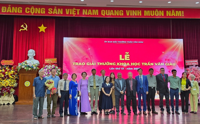 Trao Giải thưởng khoa học Trần Văn Giàu lần thứ 13 năm 2025 - Ảnh 1.