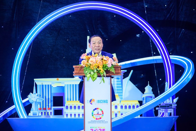 Khai mạc chuỗi sự kiện Hội chợ Du lịch quốc tế TP Hồ Chí Minh lần thứ 19 năm 2025 - Ảnh 3. Khai mạc chuỗi sự kiện Hội chợ Du lịch quốc tế TP Hồ Chí Minh lần thứ 19 năm 2025 - Ảnh 3.