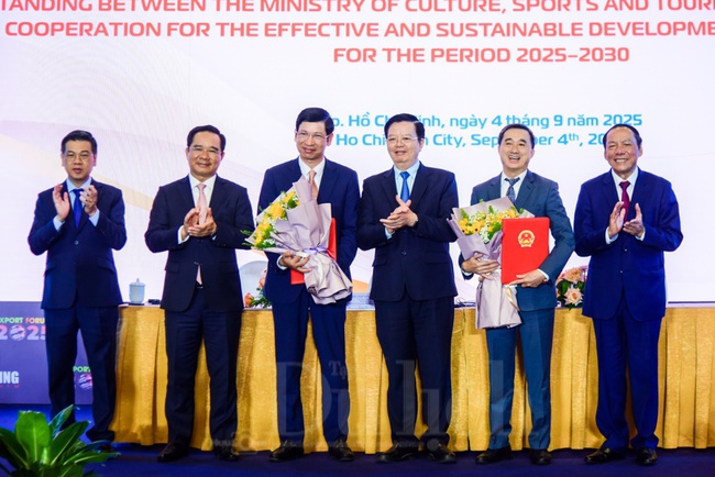 Thúc đẩy chuyển đổi số, chuyển đổi xanh nhằm kiến tạo tương lai du lịch phát triển bền vững - Ảnh 3. Thúc đẩy chuyển đổi số, chuyển đổi xanh nhằm kiến tạo tương lai du lịch phát triển bền vững - Ảnh 3.