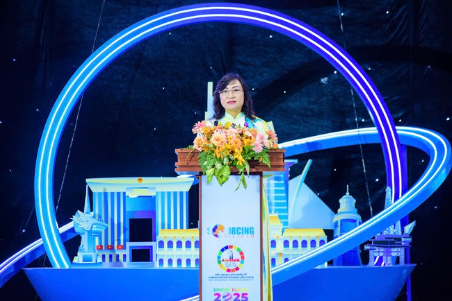 Khai mạc chuỗi sự kiện Hội chợ Du lịch quốc tế TP Hồ Chí Minh lần thứ 19 năm 2025 - Ảnh 4. Khai mạc chuỗi sự kiện Hội chợ Du lịch quốc tế TP Hồ Chí Minh lần thứ 19 năm 2025 - Ảnh 4.