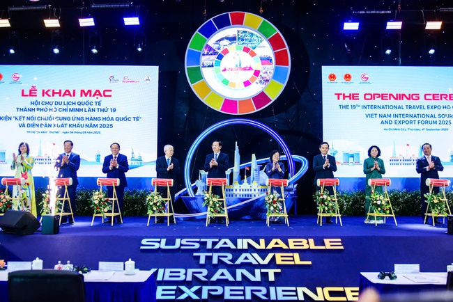 Khai mạc chuỗi sự kiện Hội chợ Du lịch quốc tế TP Hồ Chí Minh lần thứ 19 năm 2025 - Ảnh 2. Khai mạc chuỗi sự kiện Hội chợ Du lịch quốc tế TP Hồ Chí Minh lần thứ 19 năm 2025 - Ảnh 2.