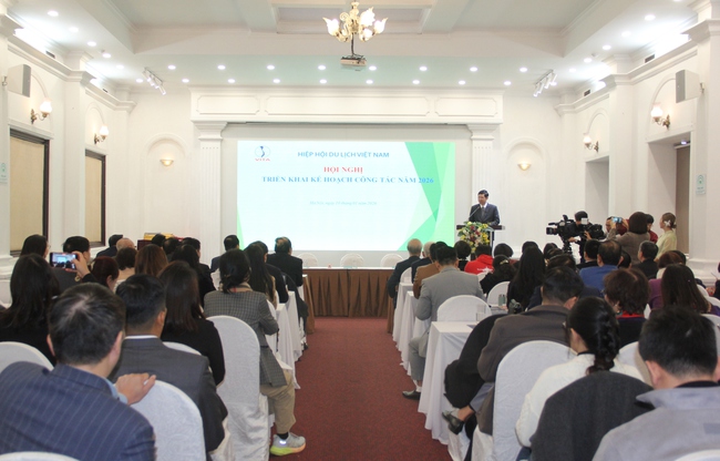 Du lịch Việt Nam hướng tới tăng trưởng chất lượng và bền vững - Ảnh 1. Du lịch Việt Nam hướng tới tăng trưởng chất lượng và bền vững - Ảnh 1.