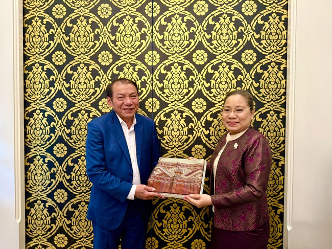 Việt Nam – Lào định hướng hợp tác văn hóa, du lịch trong giai đoạn mới - Ảnh 1.