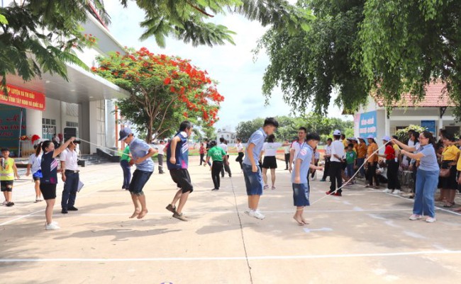 Phong trào xây dựng gia đình, ấp, khu phố văn hóa ở Tây Ninh đạt tỷ lệ trên 95% - Ảnh 1.