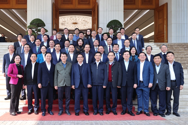 Tập trung chỉ đạo công tác tổ chức, phục vụ, bảo đảm tuyệt đối an toàn, tổ chức thành công Đại hội XIV của Đảng - Ảnh 5.