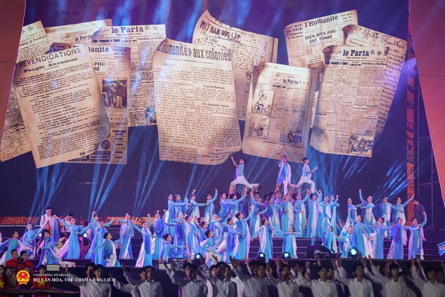 Định hướng phát triển nguồn nhân lực ngành văn hóa trong kỷ nguyên mới theo tinh thần dự thảo văn kiện đại hội đảng lần thứ XIV - Ảnh 1.