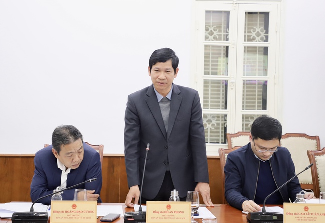 Bộ trưởng Nguyễn Văn Hùng làm việc với tỉnh Quảng Trị về tình hình phát triển văn hóa, thể thao và du lịch trên địa bàn tỉnh - Ảnh 5.