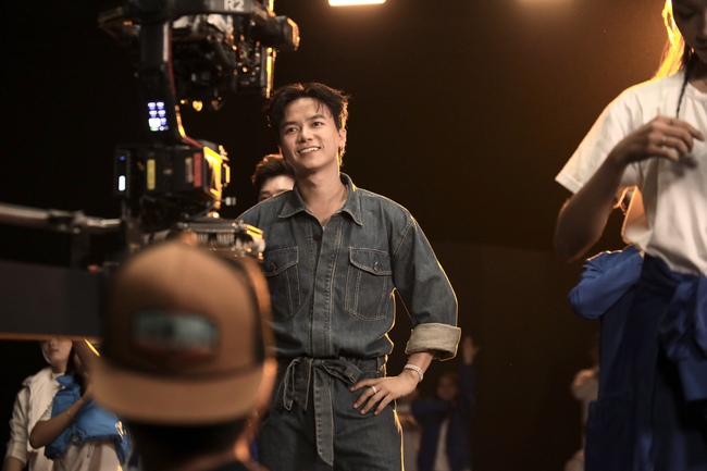 Chiến lược thương hiệu từ âm nhạc: Vì sao "Kết Nối" trở thành một chiến dịch thành công khi KienlongBank chọn hiện diện tiết chế - Ảnh 1.