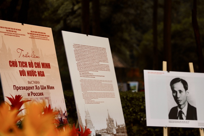 Khu Di tích Chủ tịch Hồ Chí Minh tại Phủ Chủ tịch tổ chức chuỗi hoạt động chào mừng Đại hội đại biểu toàn quốc lần thứ XIV của Đảng và kỷ niệm 76 năm quan hệ Việt Nam – Liên bang Nga  - Ảnh 7.