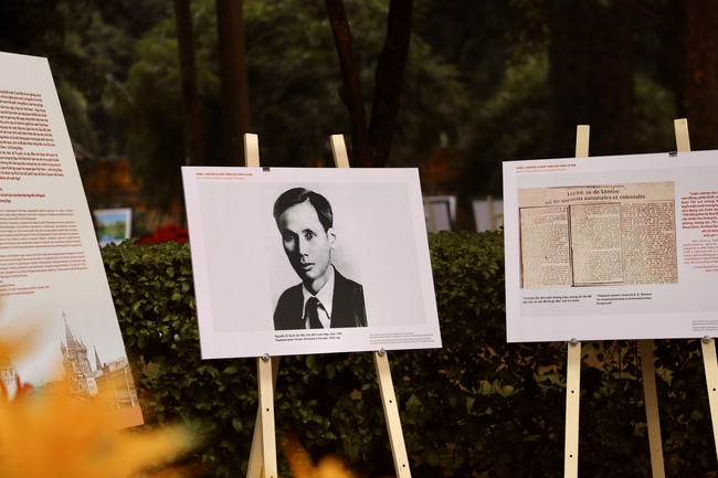 Đặc sắc không gian triển lãm chào mừng Đại hội đại biểu toàn quốc lần thứ XIV của Đảng và 76 năm quan hệ Việt Nam – Liên bang Nga  - Ảnh 10.