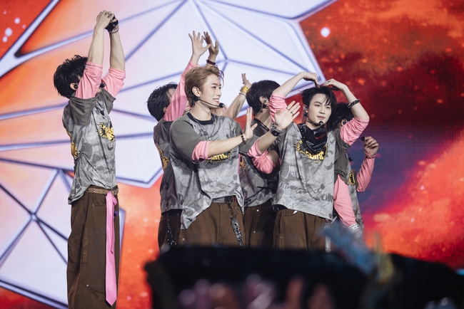 Khép lại hành trình đào tạo 9 tháng, UPRIZE hứa hẹn tiếp tục bùng nổ trên thị trường giải trí Việt Nam - Ảnh 3.