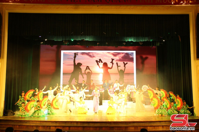 Sơn La: Phát huy hiệu quả công tác gia đình và phòng, chống bạo lực gia đình trên địa bàn tỉnh - Ảnh 1.