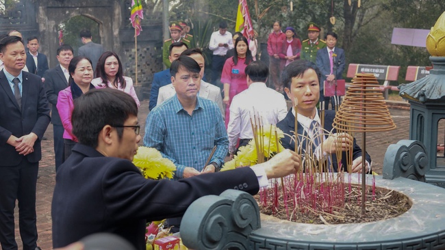 Lễ hội Cướp Kén đón nhận danh hiệu Di sản văn hóa phi vật thể quốc gia - Ảnh 2.