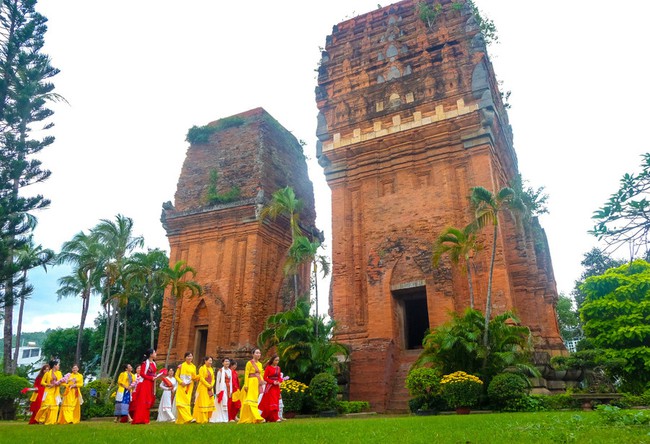 UBND tỉnh Gia Lai ban hành Kế hoạch triển khai Đề án phát triển du lịch giai đoạn 2025–2030, tầm nhìn đến năm 2045 - Ảnh 1.