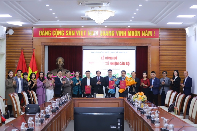 Bộ VHTTDL công bố các quyết định bổ nhiệm cán bộ - Ảnh 7.