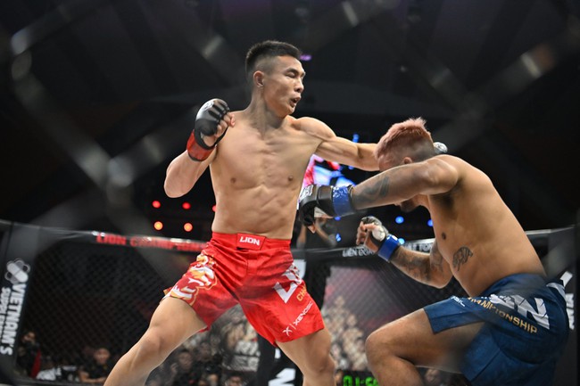 Việt Nam nắm bản quyền phát sóng các sự kiện UFC - Ảnh 1. Việt Nam nắm bản quyền phát sóng các sự kiện UFC - Ảnh 1.