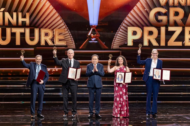 VinFuture chính thức tiếp nhận đề cử xuất sắc cho mùa giải thứ 6 - Ảnh 1. VinFuture chính thức tiếp nhận đề cử xuất sắc cho mùa giải thứ 6 - Ảnh 1.