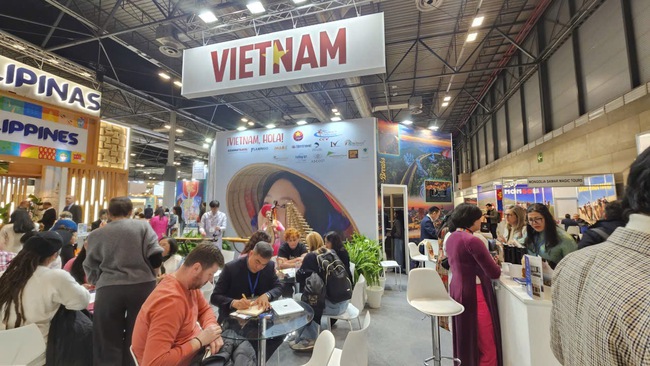 Gian hàng Việt Nam nổi bật tại FITUR 2026: Tăng cường kết nối du lịch quốc tế - Ảnh 1.